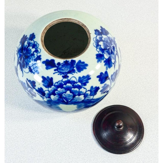 Spice jar, made of ceramic painted in the traditional blue on a celadon background. tung che dynasty. china, 19th century...