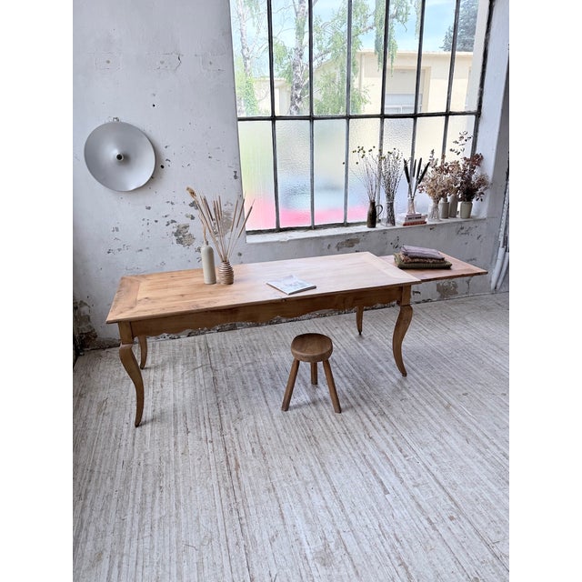 Cherrywood Farmhouse Table with Curved Legs, 19th Century For Sale - Image 16 of 18