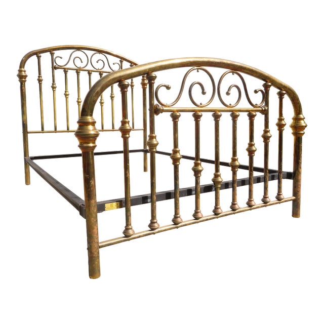 Brass Beds of Virginia ~ Queen Size Bedframe ~ Headboard / Footboard ~ Vintage Bedroom Furniture ~ Antique Style For Sale