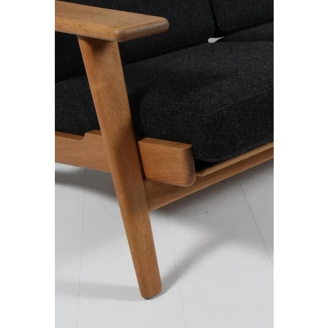 1970s 3-Seat Sofa Model 290 in Oak attributed to Hans J. Wegner for Getama, 1970s For Sale - Image 5 of 8