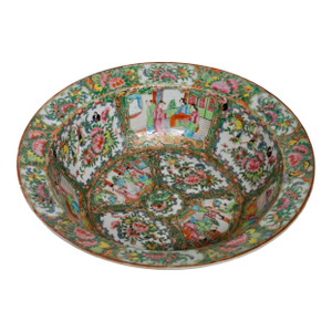Large Rose Medallion Chinese Export Porcelain Bowl