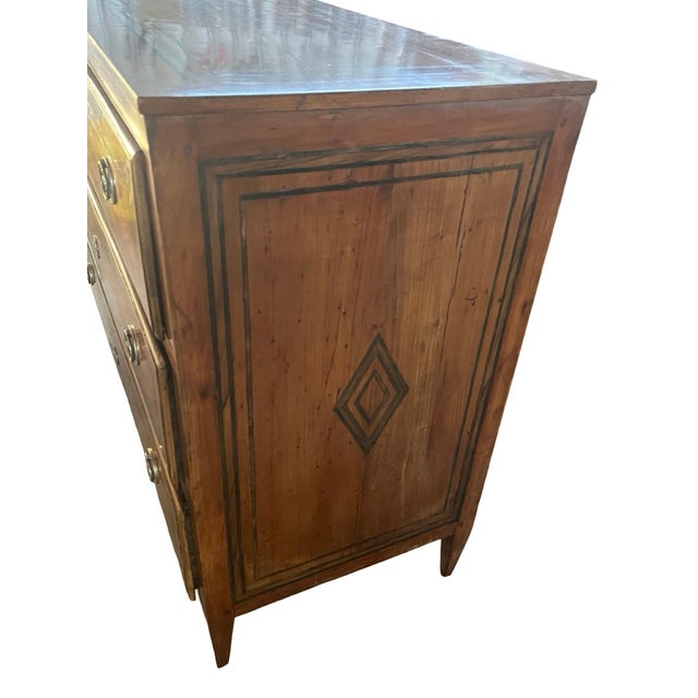 18th Century Italian Cherry Neoclassical Commode With Inlay and Veneer For Sale - Image 15 of 18