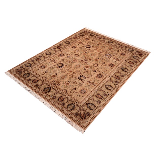 Designed with mesmerizing intricacy and gorgeous color palette, this hand-knotted masterpiece demonstrates the beauty and...