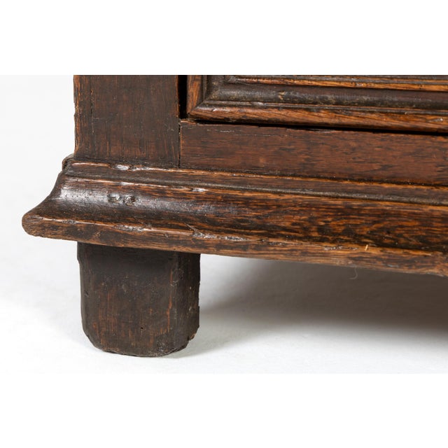 18th Century English Oak Mule Chest For Sale - Image 4 of 7