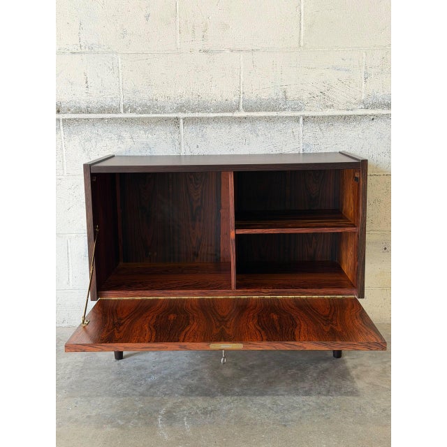 1960s Vintage Danish Rosewood Cabinet by Ps System - Mid Century Modern Drop-Front Storage Bar 1960s For Sale - Image 5 of 10