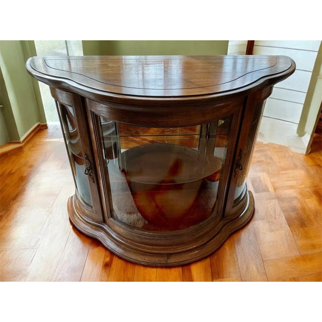 French Provincial Vintage French Provincial Style Lighted Demilune Curved Glass Console Curio Cabinet For Sale - Image 3 of 7