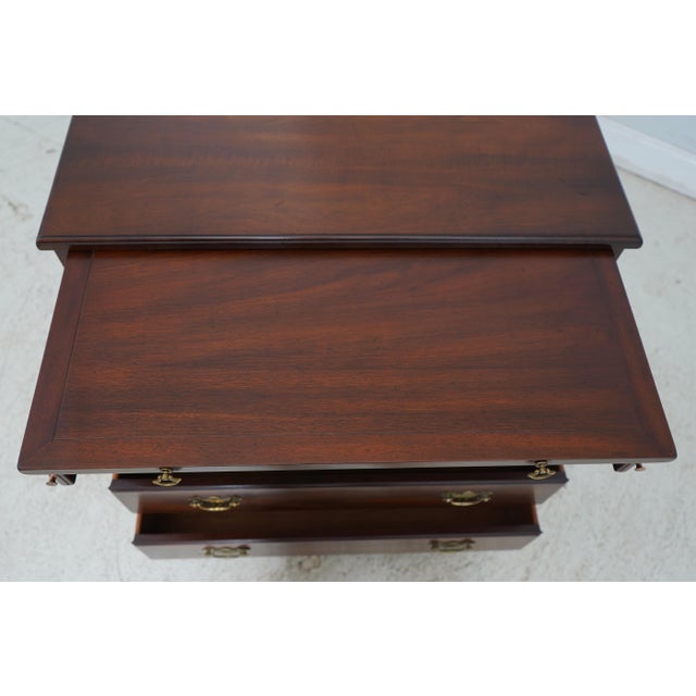 1970s Kittinger Wa-1031 Colonial Williamsburg Mahogany Bachelor Chest For Sale - Image 5 of 12