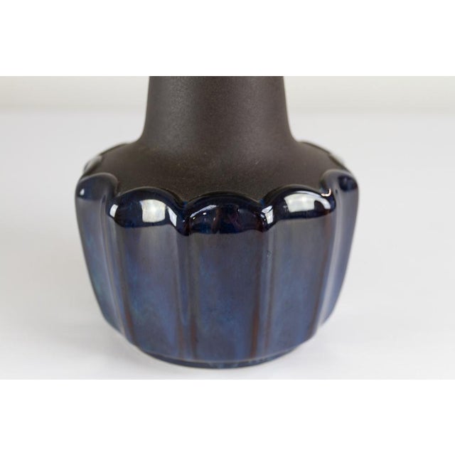 Mid-Century Modern Danish Modern Blue Ceramic Table Lamp by Einar Johansen for Søholm, 1960s For Sale - Image 3 of 18