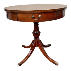 Mid 20th Century Mersman Furniture Vintage Federal Style. Mahogany Drum Round Side Table.