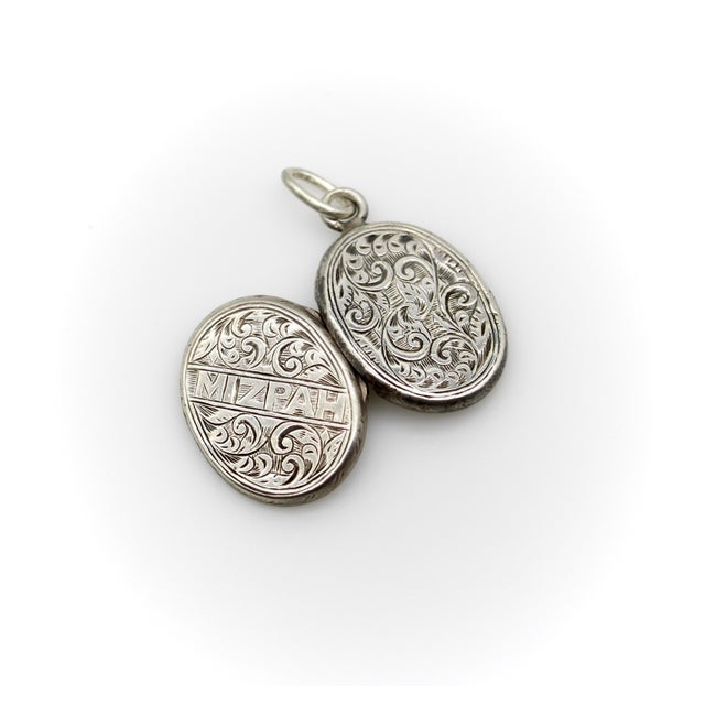 Metal Late 19th Century Victorian Sterling Silver Mizpah Hand Engraved Locket For Sale - Image 7 of 12