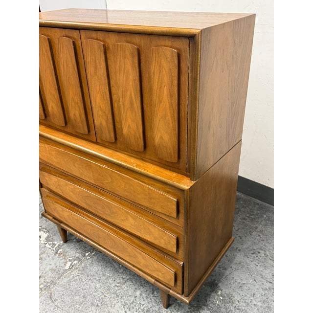 Mid 20th Century American of Martinsville Gentleman Chest of Drawers For Sale - Image 10 of 12