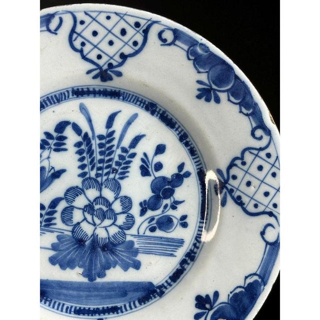 Dutch Delft Charger, 18th Century For Sale - Image 6 of 10