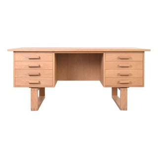 Mid-Century Oak Freestanding Desk by Torben Valeur and Henning Jensen for Dyrlund, 1960s For Sale