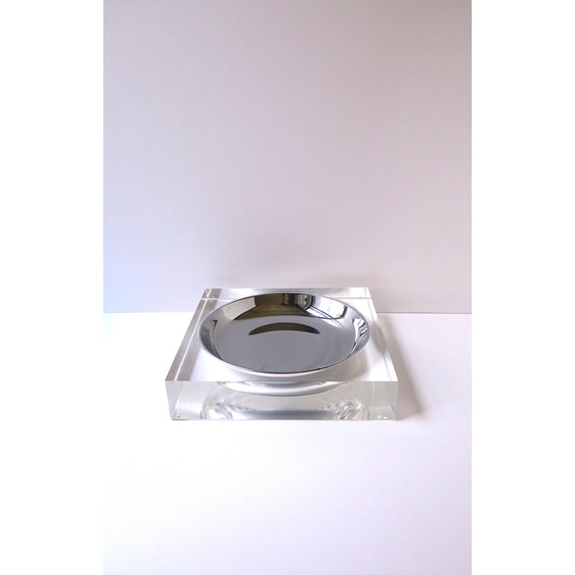 Postmodern Lucite Catchall Modern Postmodern Design, Circa Late-20th Century For Sale - Image 3 of 13