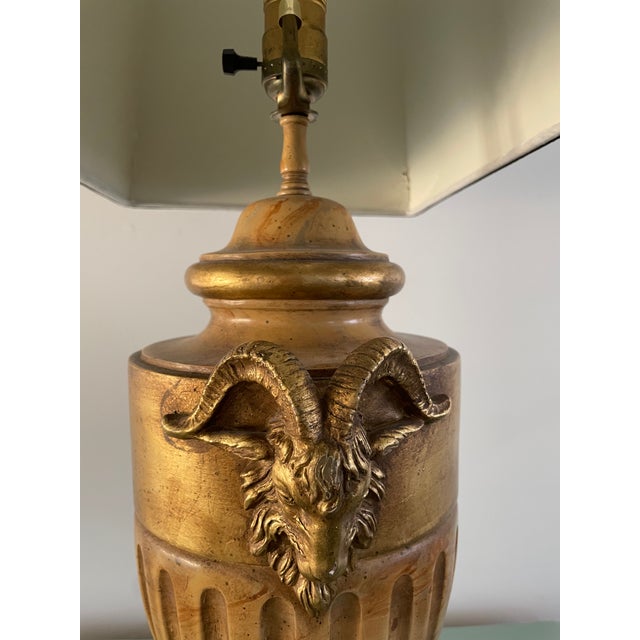 1960s Vintage Chapman Sienna Marble Hollywood Regency Rams Head Urn Lamp For Sale - Image 5 of 9