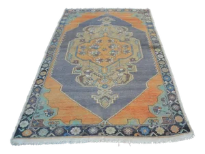 Vintage Turkish Anatolian Wool Rug - 4′7″ × 7′7″