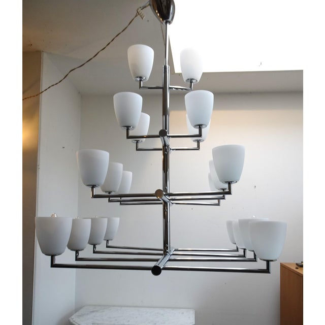 Large Vintage 006/20 Chrome and Glass Chandelier by Pietro Chiesa for Fontana Arte, 1990s For Sale - Image 6 of 17