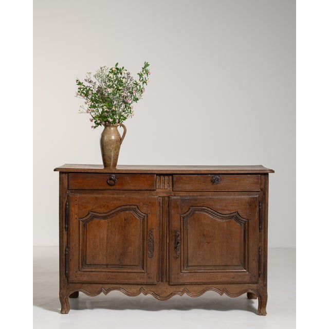 Early 19th Century Louis XV Oak Buffet in Original Patina For Sale - Image 16 of 17
