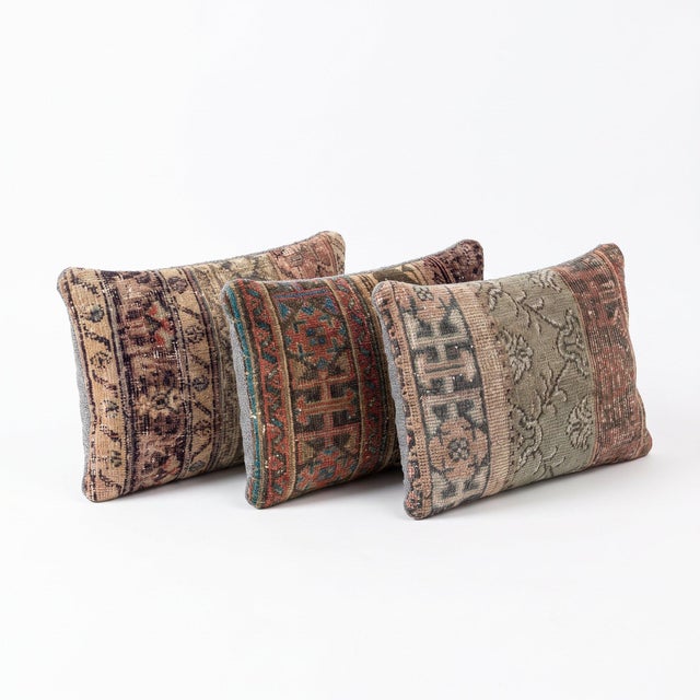 Mid-Century Modern Brown Oushak Rug Pillow Cover 16'' X 24'' - Set of Three For Sale - Image 3 of 4