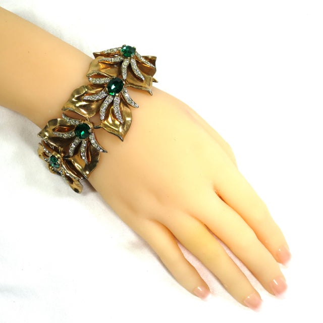 Vintage 1940s Mid-Century Modern Emerald Crystal Link Bracelet For Sale - Image 11 of 11