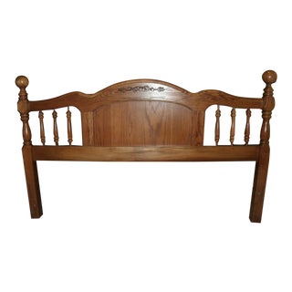 20th Century Traditional Broyhill River Oaks Acorn King Headboard For Sale