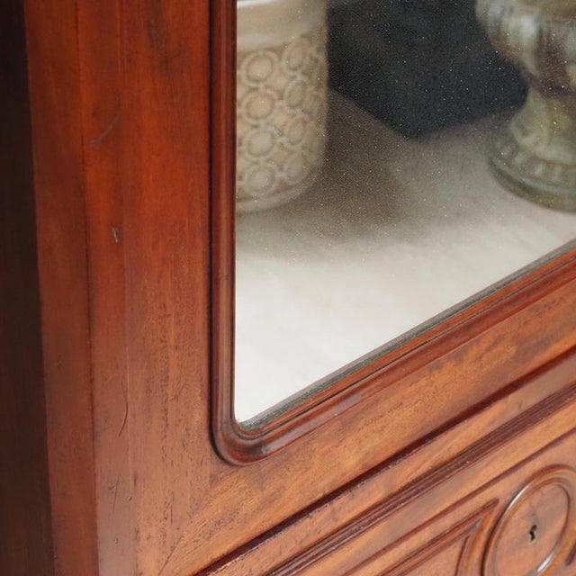 Louis-Philippe Mirrored Cabinet in Walnut, 1860 For Sale - Image 18 of 18