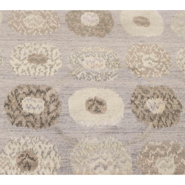 Modern Concentric Circle Pattern Carpet. 11' 6.5" L x 9' 1.25" W. Provenance: From a SoHo, New York Collection.