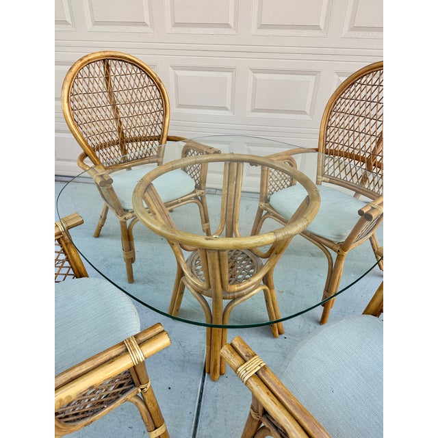 Franco Albini 1970s Franco Albini Style 5-Piece Rattan & Glass Dining Set – Highback Peacock Chairs For Sale - Image 4 of 15