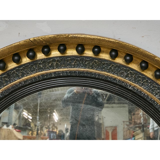English Giltwood Convex Mirror With Ebonized Bosses, 19th Century For Sale - Image 9 of 14