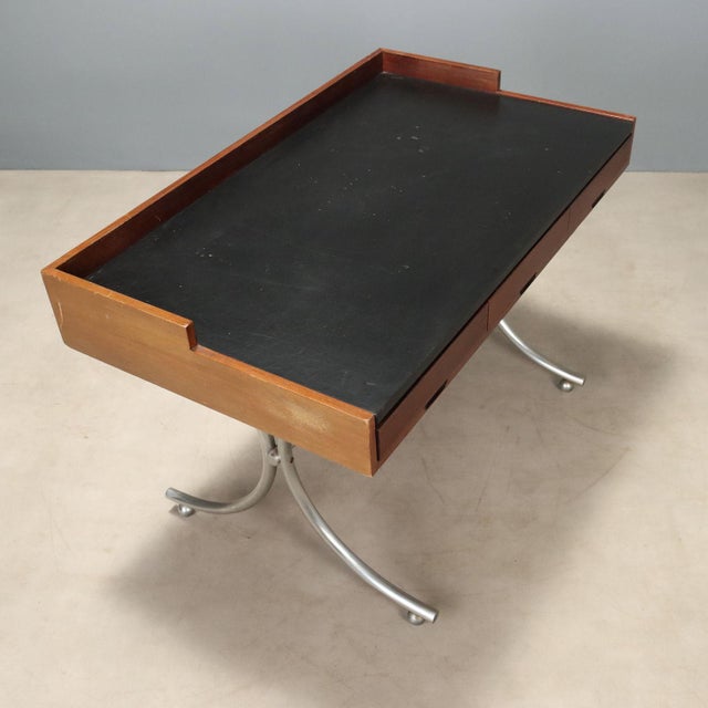 Desk attributed to Annig Sarian for Arflex, 1960s For Sale - Image 7 of 9
