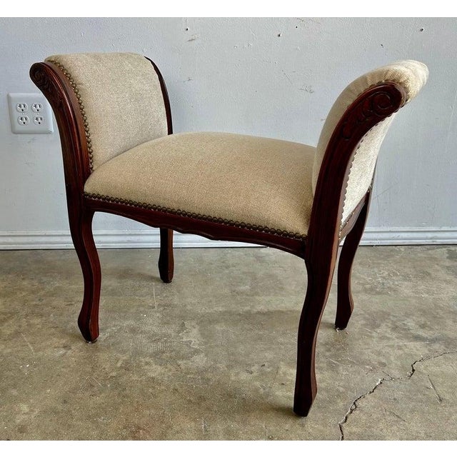 French Provincial Bench, Mahogany & Linen, Brass Nailheads, 1940s For Sale - Image 10 of 11