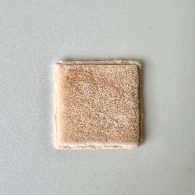 Vintage Musical Powder Compact with Automatic Movement from Clover For Sale - Image 18 of 18