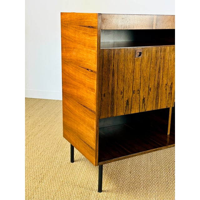 Wood Scandinavian Sideboard in Rosewood, 1960 For Sale - Image 7 of 17