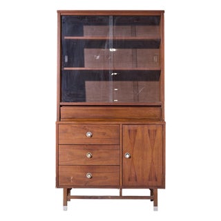 Stanley Mid Century Walnut Credenza and Hutch For Sale