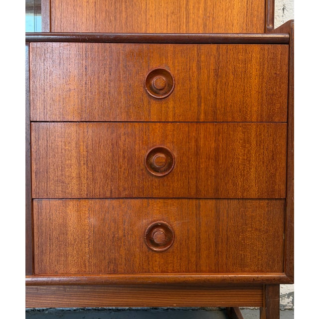 Mid 20th Century Modern Teak Hutch With Glass by Turnidge of London Ltd. For Sale - Image 9 of 15