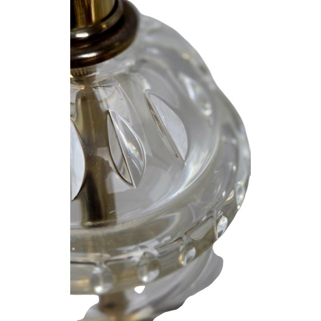 Glass Attributed 1920s European Cut Crystal and Brass Urn Table Lamps – A Pair For Sale - Image 7 of 12