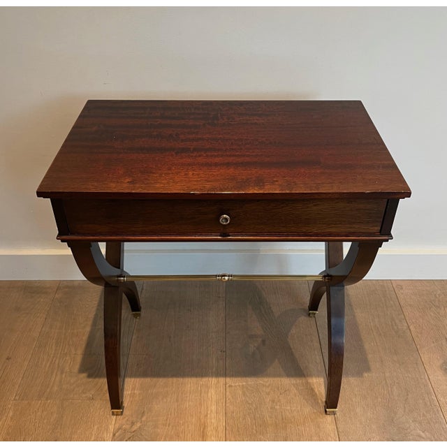 Neoclassical style wood and brass side or bedside table Attributed to Maison Jansen For Sale - Image 6 of 12