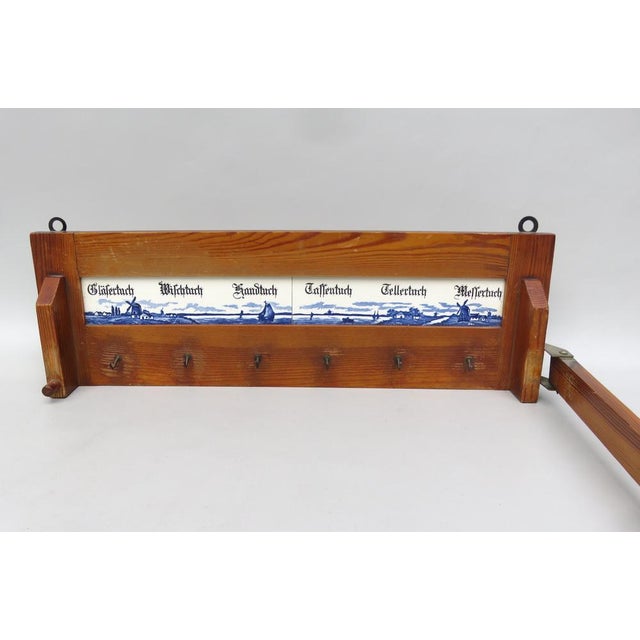 Art Nouveau Towel Board in Glass, Ceramic and Wood, 1890s For Sale - Image 4 of 18