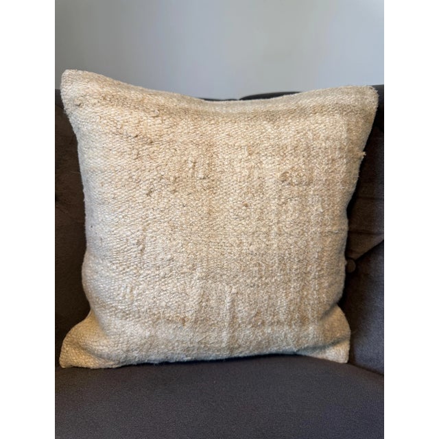 Textured Hemp Accent Pillow, Cool Silver Ivory Cushion, Handwoven Turkish Anatolian Pillow With Insert, 16x16 In For Sale In New York - Image 6 of 8