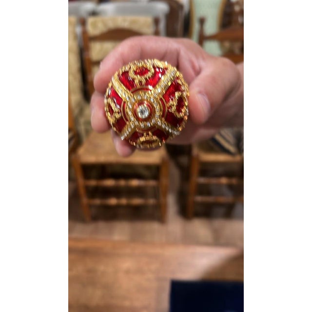 Ornate Red & Gold Fabergé Egg Trinket Box For Sale - Image 4 of 8