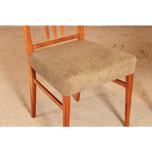 Mid-Century Modern Dining Table and Chairs in Mahogany by Gordon Russell, 1960s, Set of 5 For Sale - Image 12 of 15