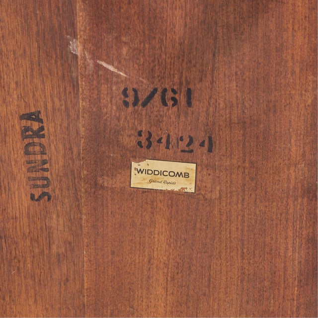 George Nakashima for Widdicomb Sundra Mid Century Walnut Side End Table For Sale - Image 10 of 10