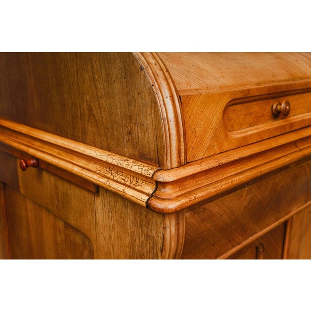 Louis Philippe Cylinder Secretary in Cherrywood, Mid-19th Century For Sale - Image 13 of 18