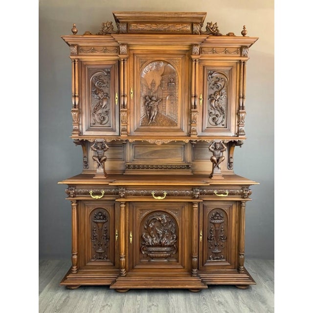 Late 19th Century Renaissance Style 2-Body Buffet in Carved Walnut For Sale - Image 10 of 10