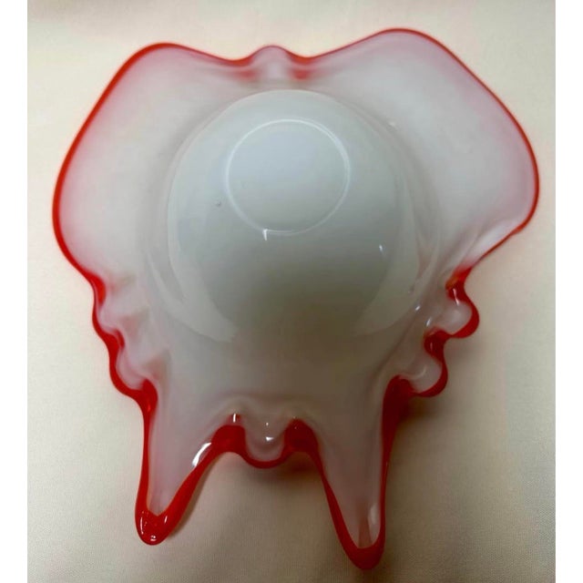 White Matched Pair: Vintage Fratelli Toso Murano Splash Bowls – Copper Aventurine – 9” For Sale - Image 8 of 9