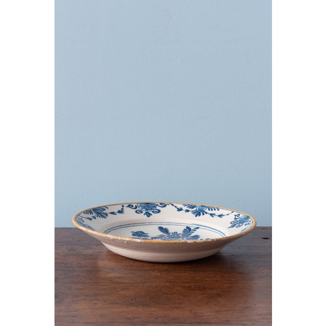 18th Century Dutch Delftware Blue and White Floral Plates, Set of 4 For Sale - Image 11 of 18