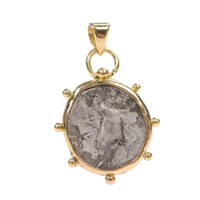 Crab Didrama [Coin] Pendant W/ 18 Kt Gold For Sale In Atlanta - Image 6 of 12