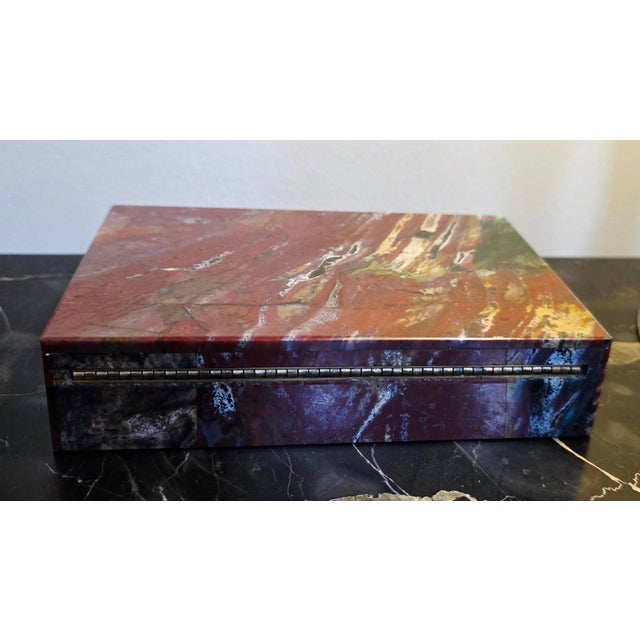 Italian Red Jasper Stone Box c.1950. For Sale - Image 9 of 9