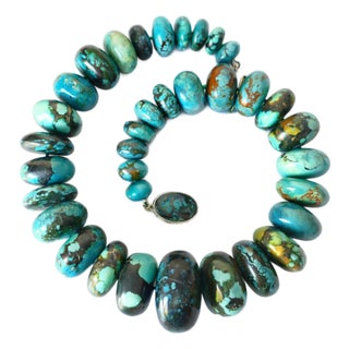 Hubei Turquoise Beaded Necklace With Sterling Silver Turquoise Clasp, 21.5" For Sale