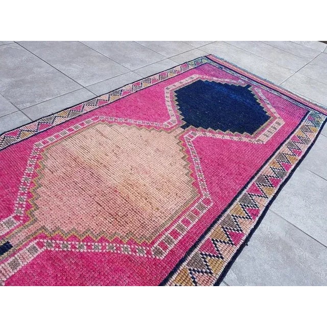 Pink 1960s Vintage Pink Blue Oushak Rug For Sale - Image 8 of 11